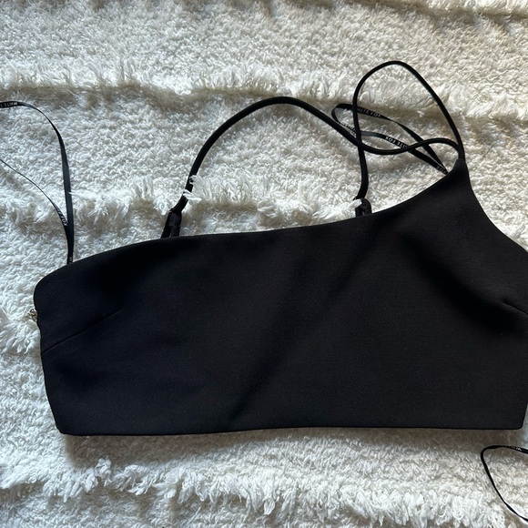 White fox boutique black crop top and wide leg pants set - Picture 2 of 3